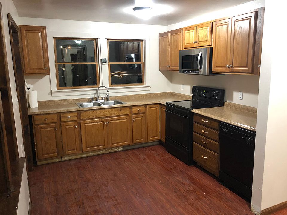 1st image of 11 Chatham St #1