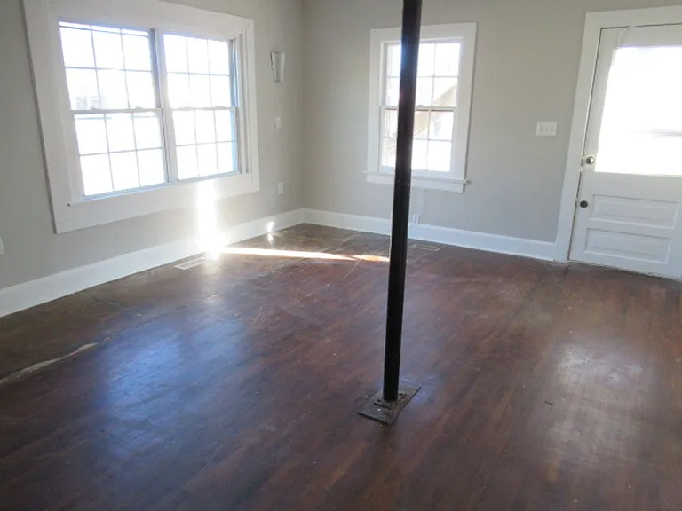 1404 Maple St — Photo 21