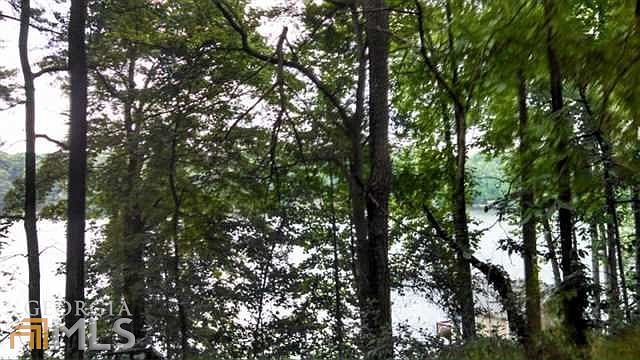 1st image of 882 Lake Dr