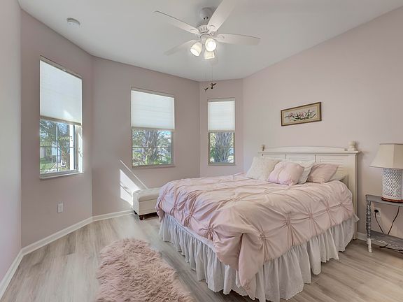 5th image of 11211 SW Lake Park Drive