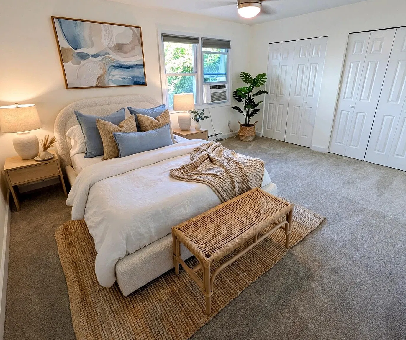 2 bed, 1.5 bath, 1009 sqft, $2,195 — Photo 1