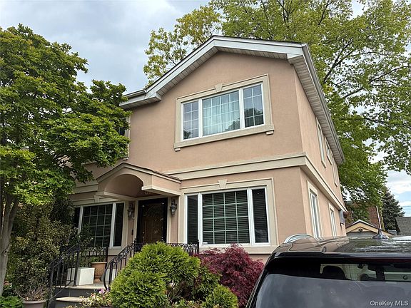 3rd image of 6139 184th Street