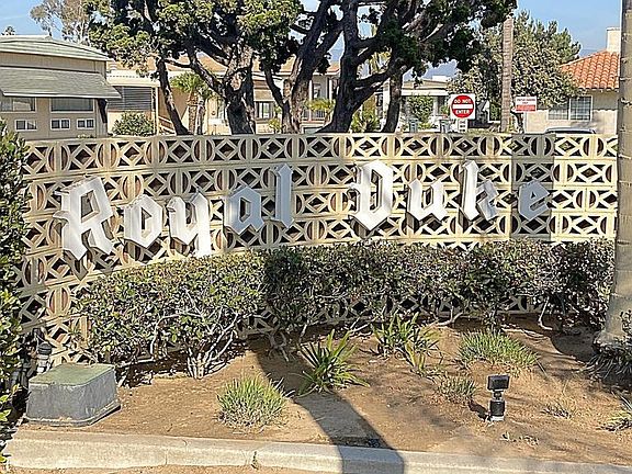 5th image of 1301 E Ventura Blvd Space 138
