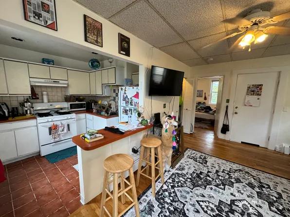 280 Cypress St #3, Brookline, MA 02445