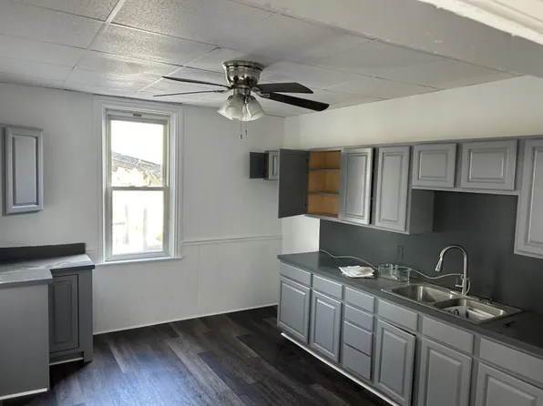 320 N Chestnut St, Palmyra, PA 17078