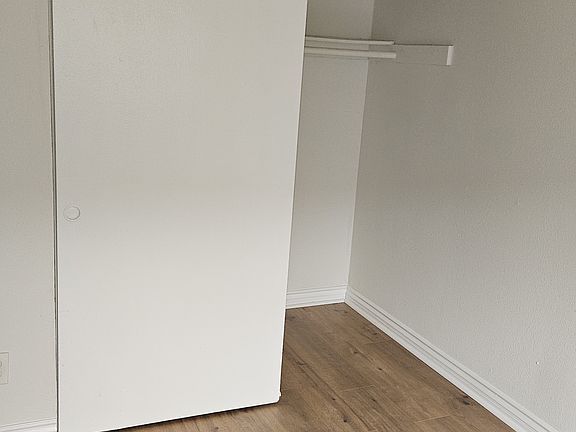 5th image of 8809 Etiwanda Ave APT 16