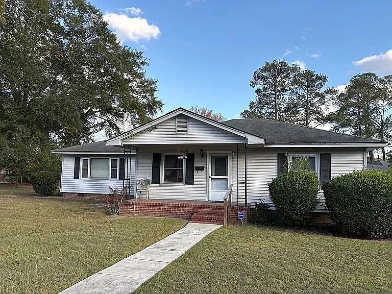 2534 Cole Dr — Photo 1