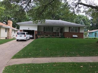 3317 S 44th St, Omaha, NE 68105