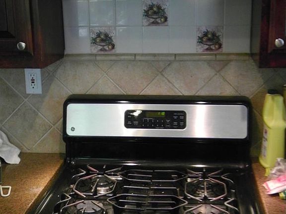 4th image of 2517 Warlow Ln