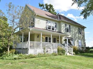 20812 Plank Rd, Union Grove, WI 53182