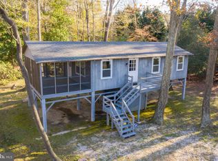 1366 Sherwood Dr, Reedville, VA 22539