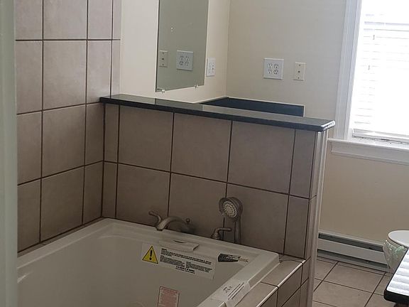 5th image of 413 N Broom St