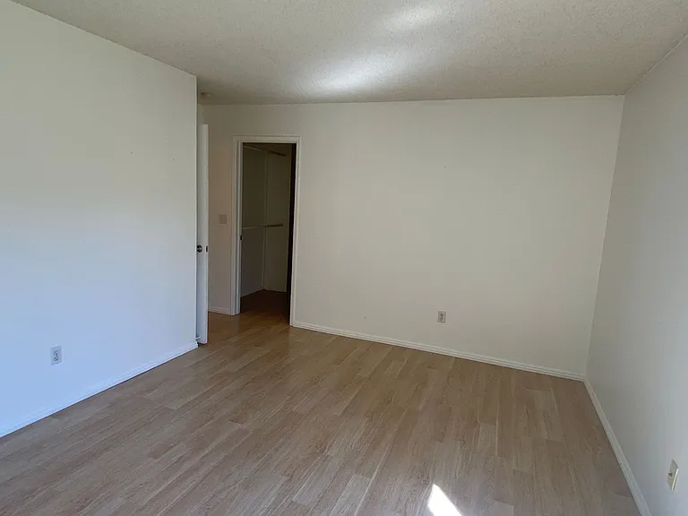 6 Admiral Dr #388 — Photo 18