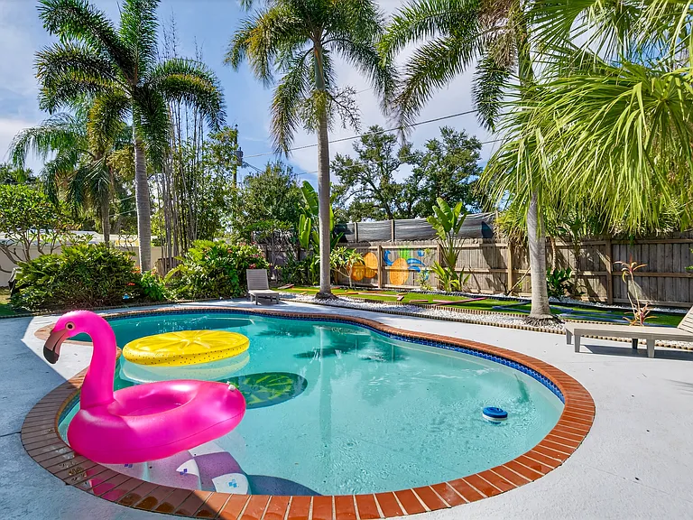 3044 Golden Rain Dr — Photo 27