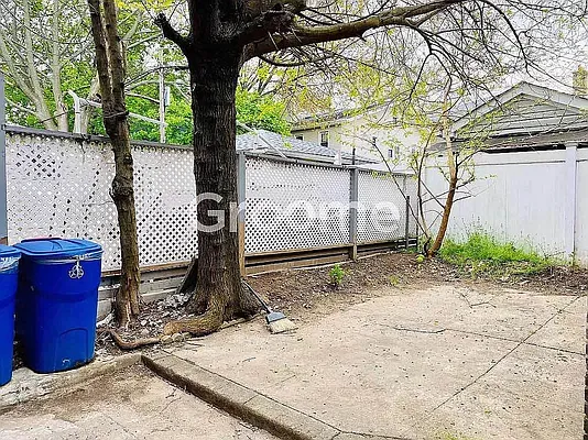 Rented by GROOME REALTY LLC | media 40