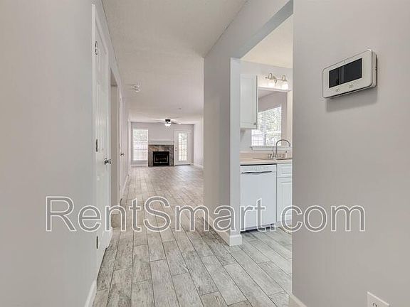 2nd image of 4760 Brookwood Dr #1