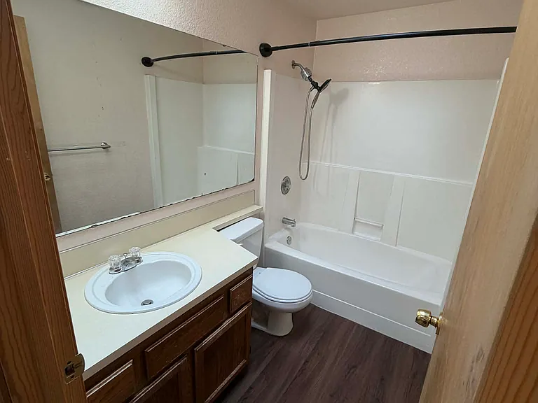 725 Edelweiss Ln SE — Photo 19