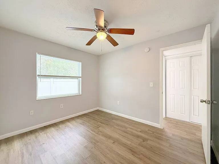 11705 North Dr #B — Photo 18