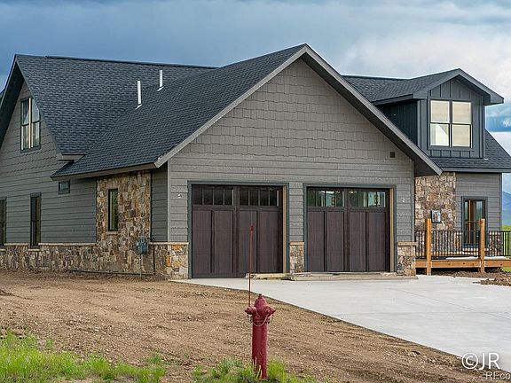3rd image of 1460 Wildhorse Dr