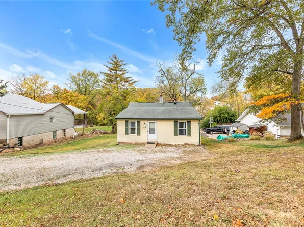 92 Inez Ave, Valley Park, MO 63088