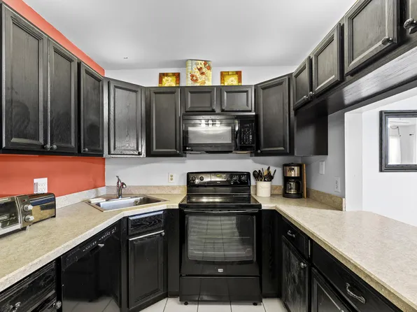 1004 Green Pine Blvd, West Palm Beach, FL