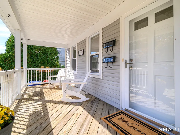231 Flax Hill Rd #1 — Photo 2