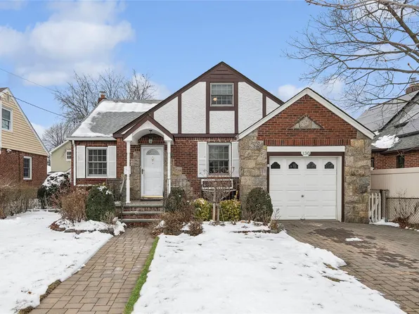 130 Rintin Street, Franklin Square, NY 11010