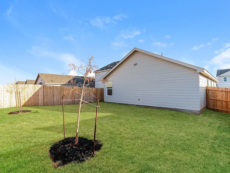 4439 Emma Way — Photo 15