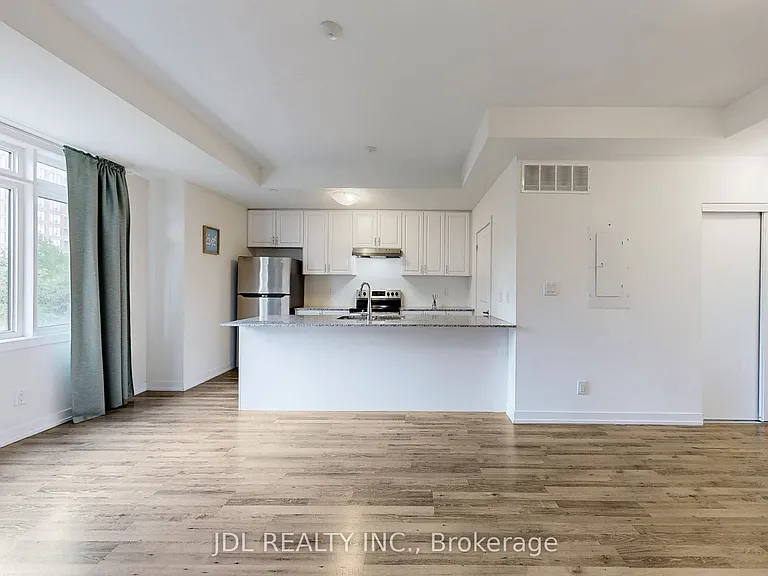 370 Red Maple Rd #112 — Photo 7