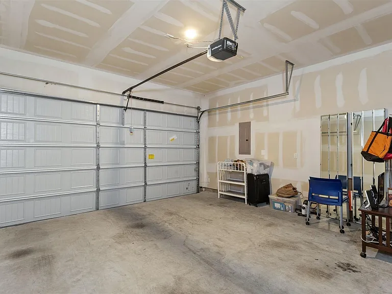 4416 Santorini Ln — Photo 27