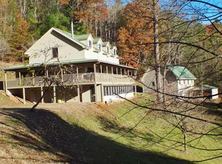 340 Harvest Cove Rd, Franklin, NC 28734