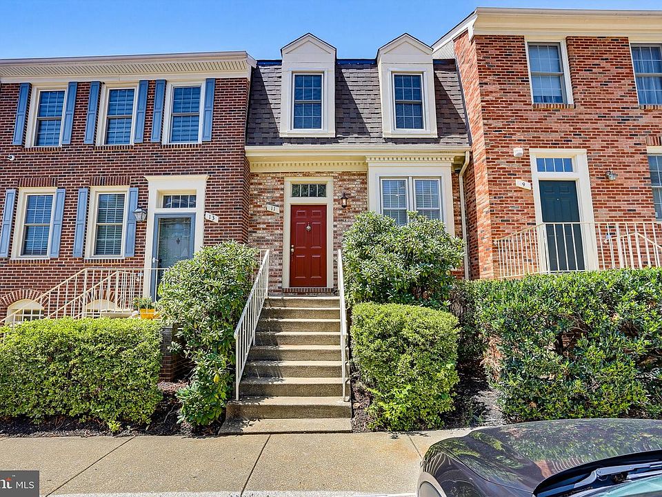 1st image of 11 Grove Ridge Ct #70