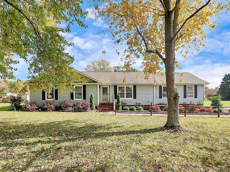 4227 Deerfield Dr — Photo 30