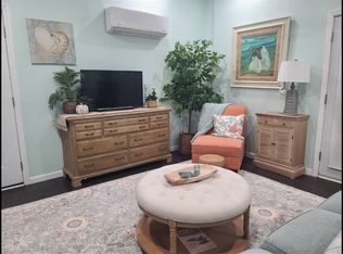 139 NE 3rd St, Oak Island, NC 28465