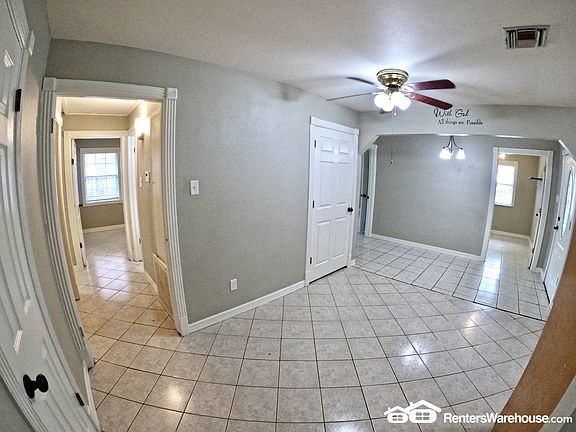 4th image of 2123 N San Antonio St