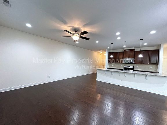 3rd image of 152 Alamosa Pl