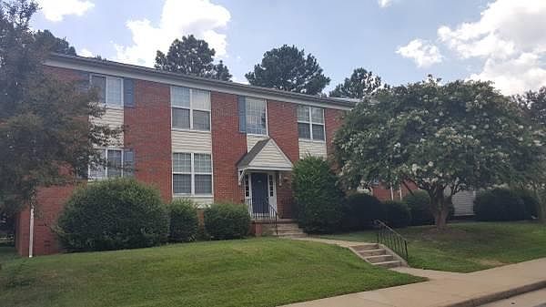 1st image of 334 W Roanoke St