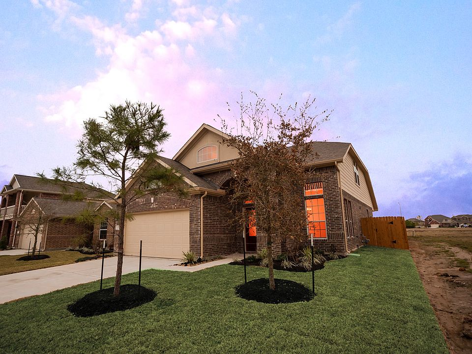 1st image of 9722 Clanton Pines Dr
