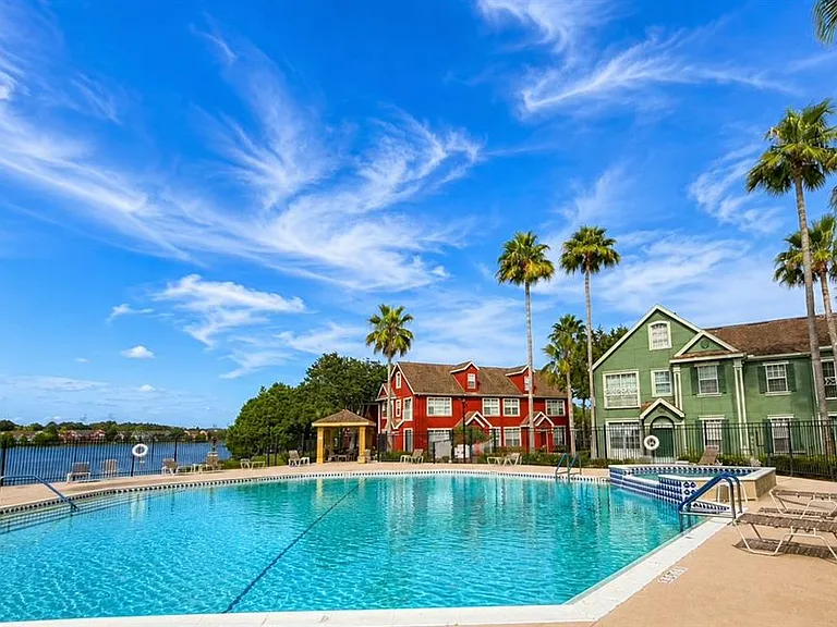 9160 Lake Chase Island Way #9160 — Photo 24