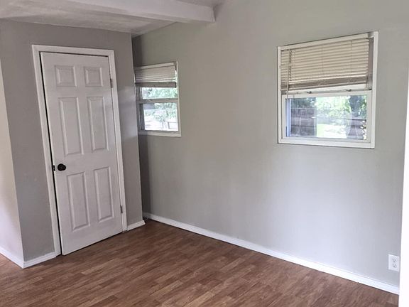 5th image of 7116 Deveny Ave #1