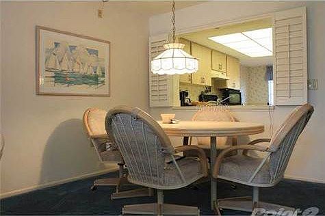4th image of 5236 Marsh Field Ln #8