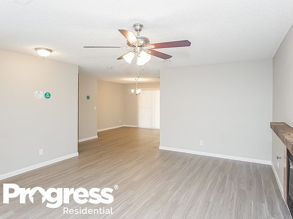 3rd image of 416 Saratoga Ct