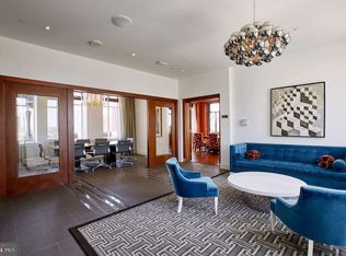 1618 Walnut St #1B, Philadelphia, PA 19103