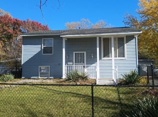 22223 Navaho Ave, Chicago Heights, IL 60411