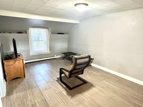 3rd image of 1231 S Kalamazoo Ave #5