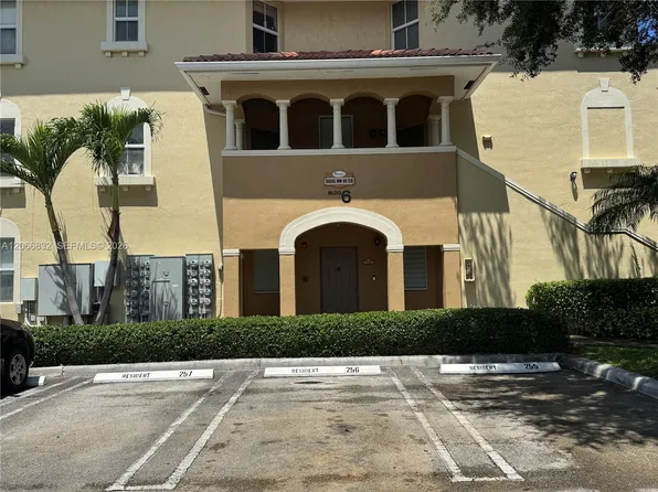 10885 NW 89th Ter Unit 113, Doral, FL 33178
