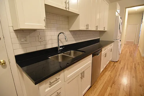 3803-3809 N Broadway St #3805-3 Photo 1