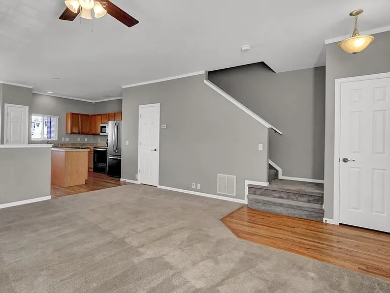 2038 Creekridge Point — Photo 5