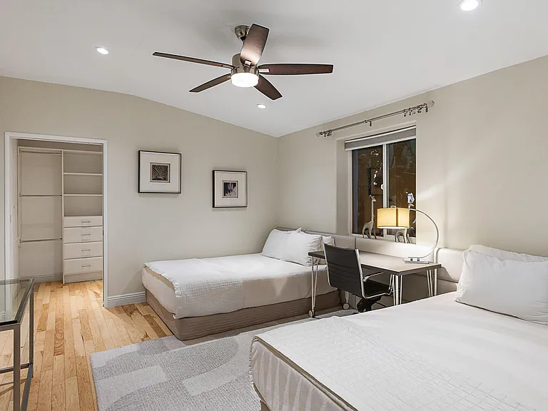 6928 E Jenan Dr — Photo 21