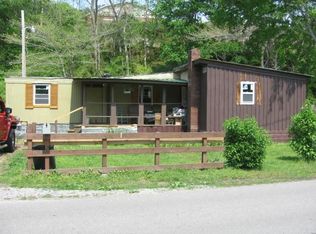 261 E Front St, Erin, TN 37061